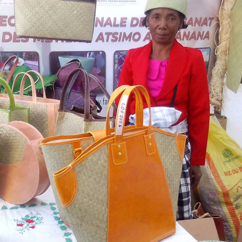Baob-Arts and Fair Trade Artisanal Crafts in Madagascar