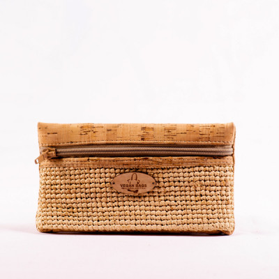 Cork Eyeglass Holder with Beautiful Raffia Crochet Motif