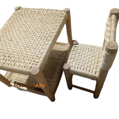 Decorative table and chair for kids made with sisal