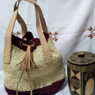 Elegant Bag made of Raffia