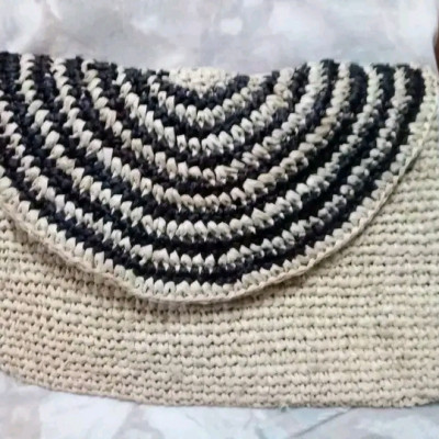 Raffia handbag