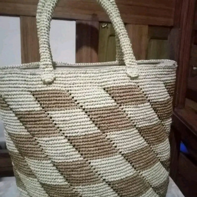 Raffia bag