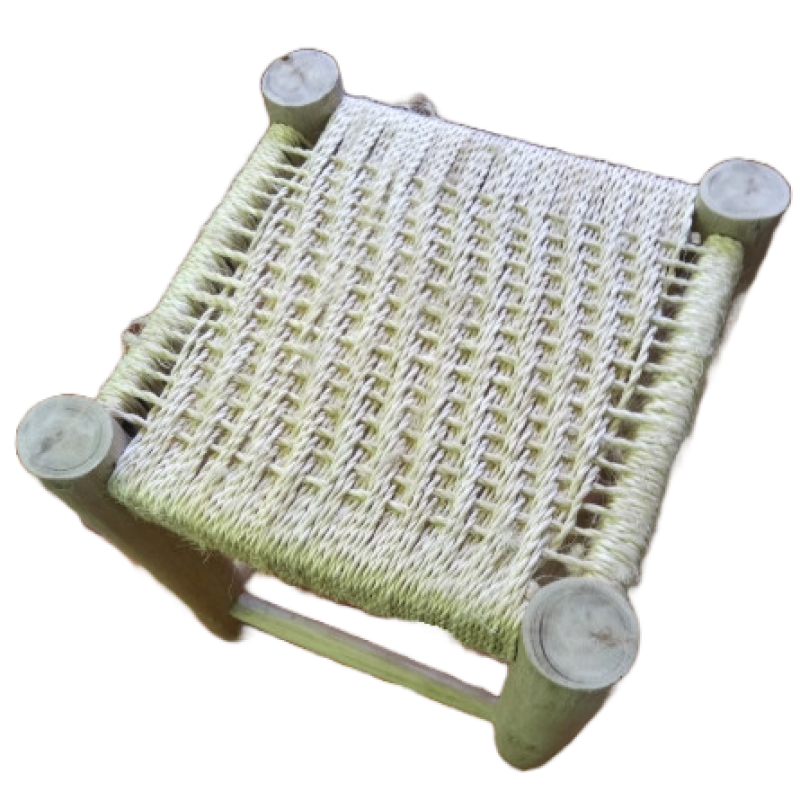 Tabouret en sisal tissé