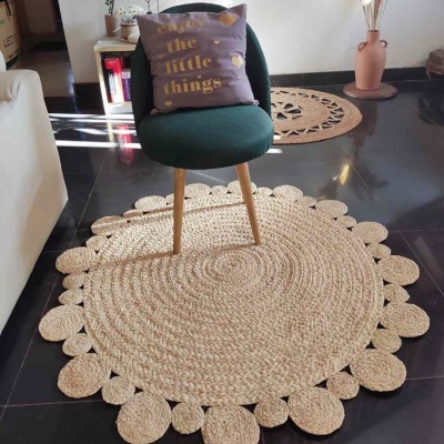 Big Braided raffia rug