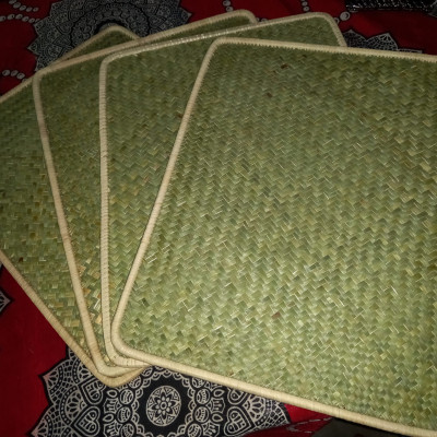 Placemats made in natural fibres