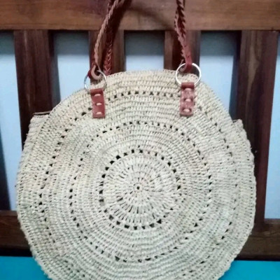 Small Bags made of Raphia