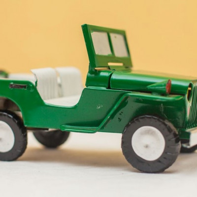 Vintage car - Green Jeep